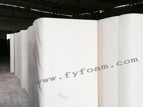 倉(cāng)庫(kù)一角